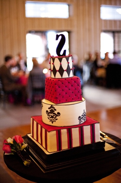 Fuchsia And Black Wedding cake
